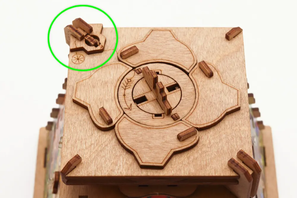 CLUEPUZZLE: Die Sonnenpyramide – Lösung – Öffnen, ohne zu lösen