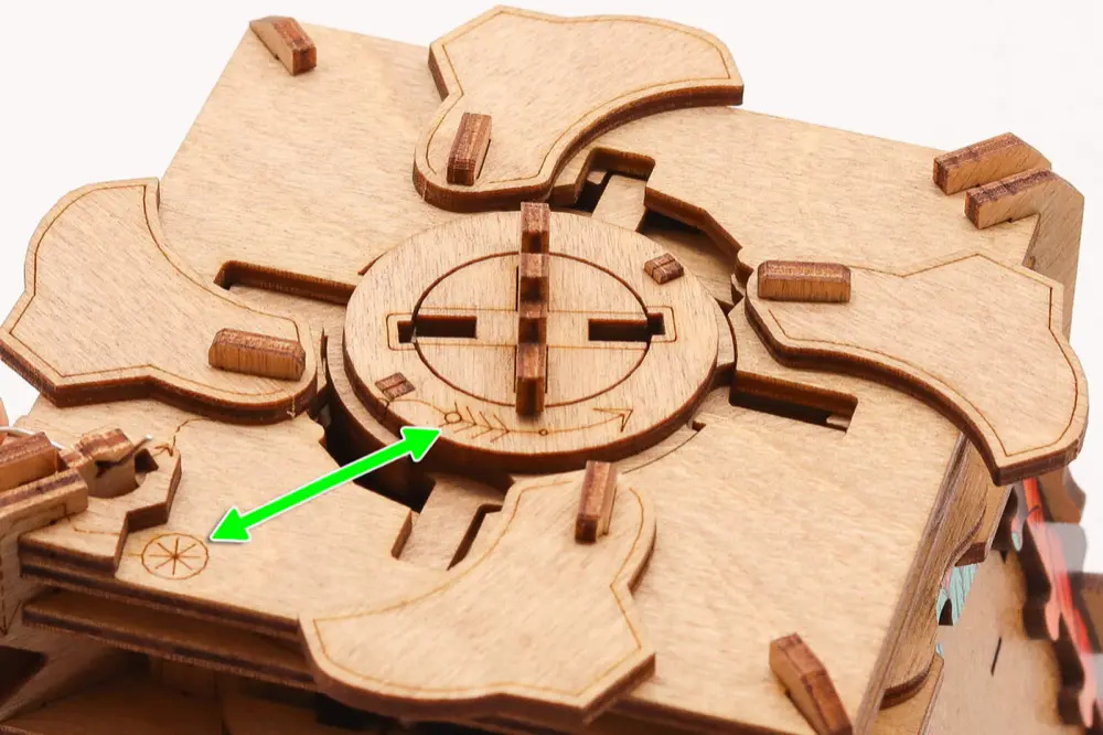 CLUEPUZZLE: Die Sonnenpyramide – Lösung – Öffnen, ohne zu lösen