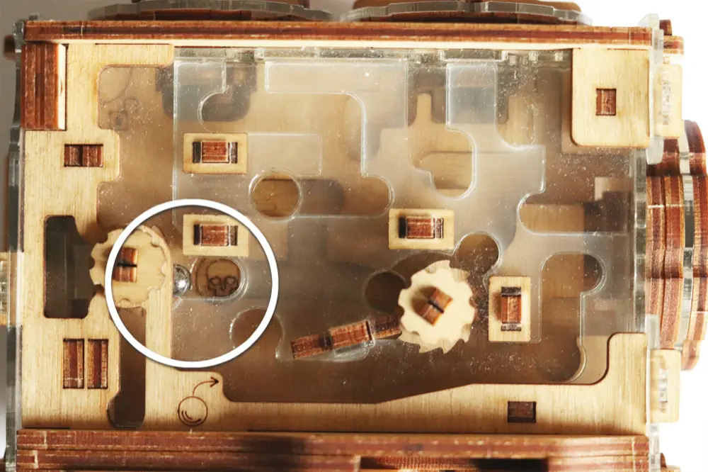 A-maze-ing Safe – Hinweise – HINWEIS 3 + Zurücksetzen, wenn du verloren hast